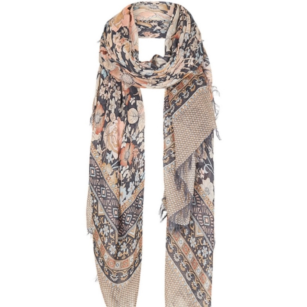 Spell Travel Scarf Amethyst